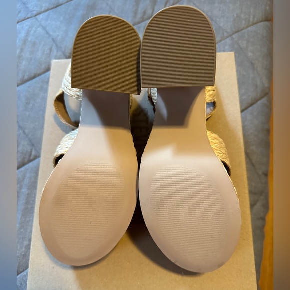 Steve Madden Platform Sandal - Picture 2 of 5